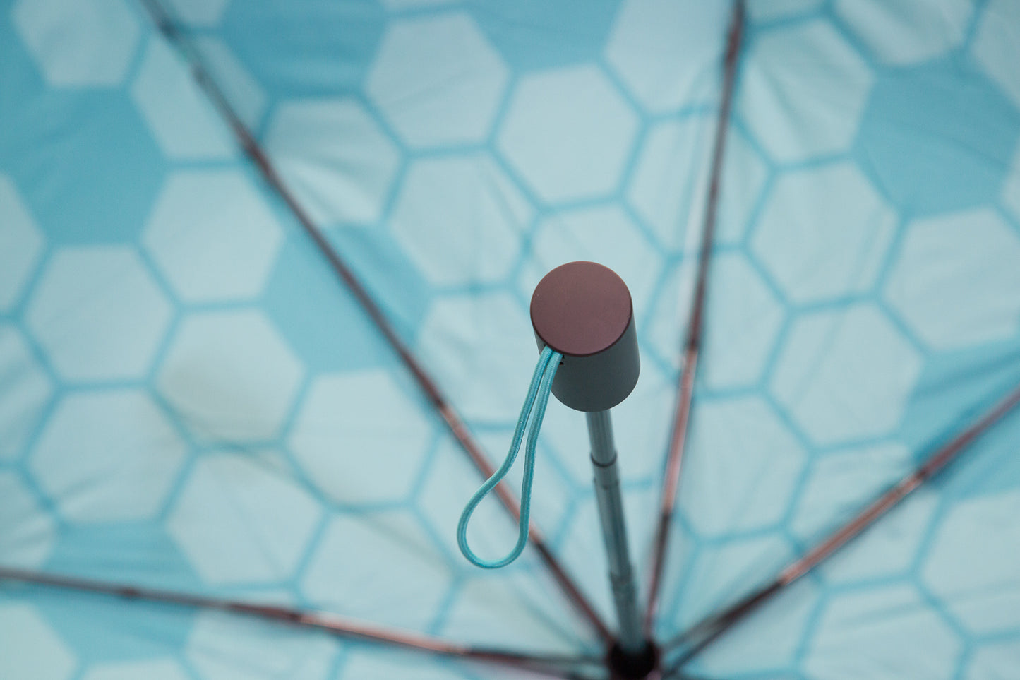 Carbon Fiber Golf Umbrellas by iBrolly USA