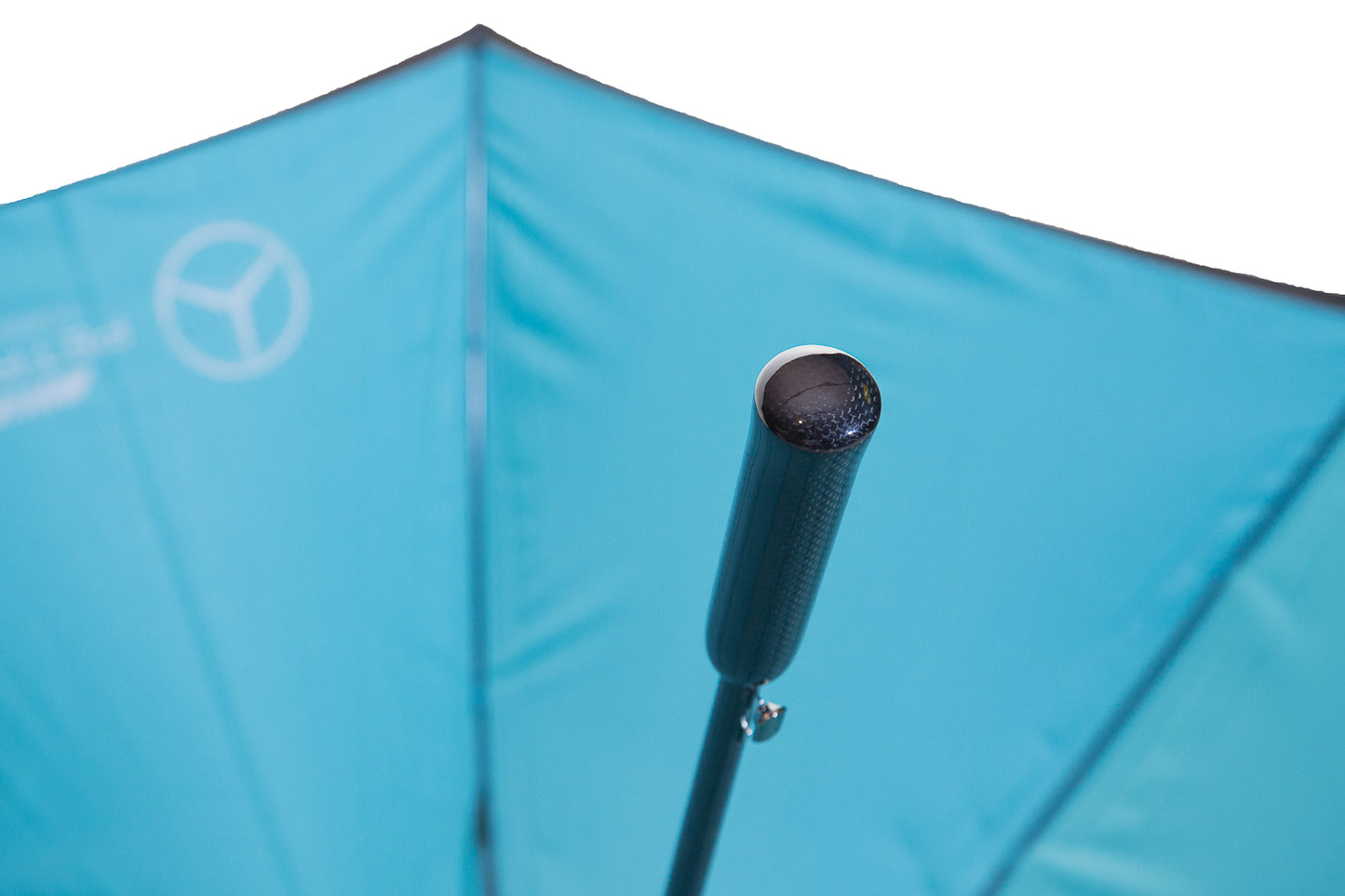 Carbon Fiber Golf Umbrellas by iBrolly USA